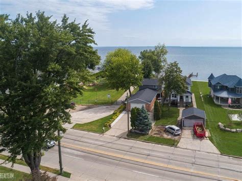 Saint Clair Shores, MI Real Estate & Homes For Sale